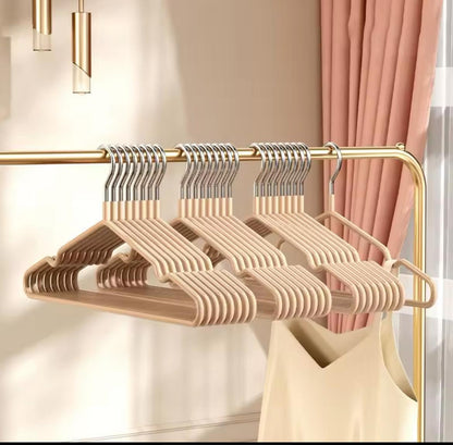 10pc Antislip Hangers
