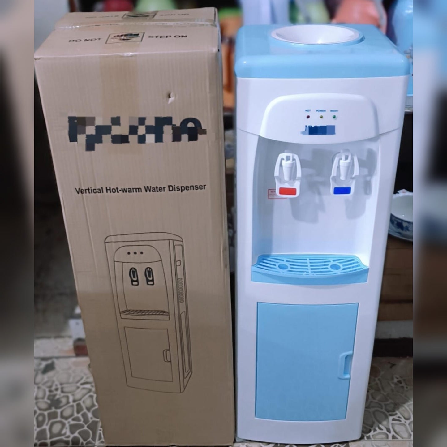 Hot and normal water dispenser