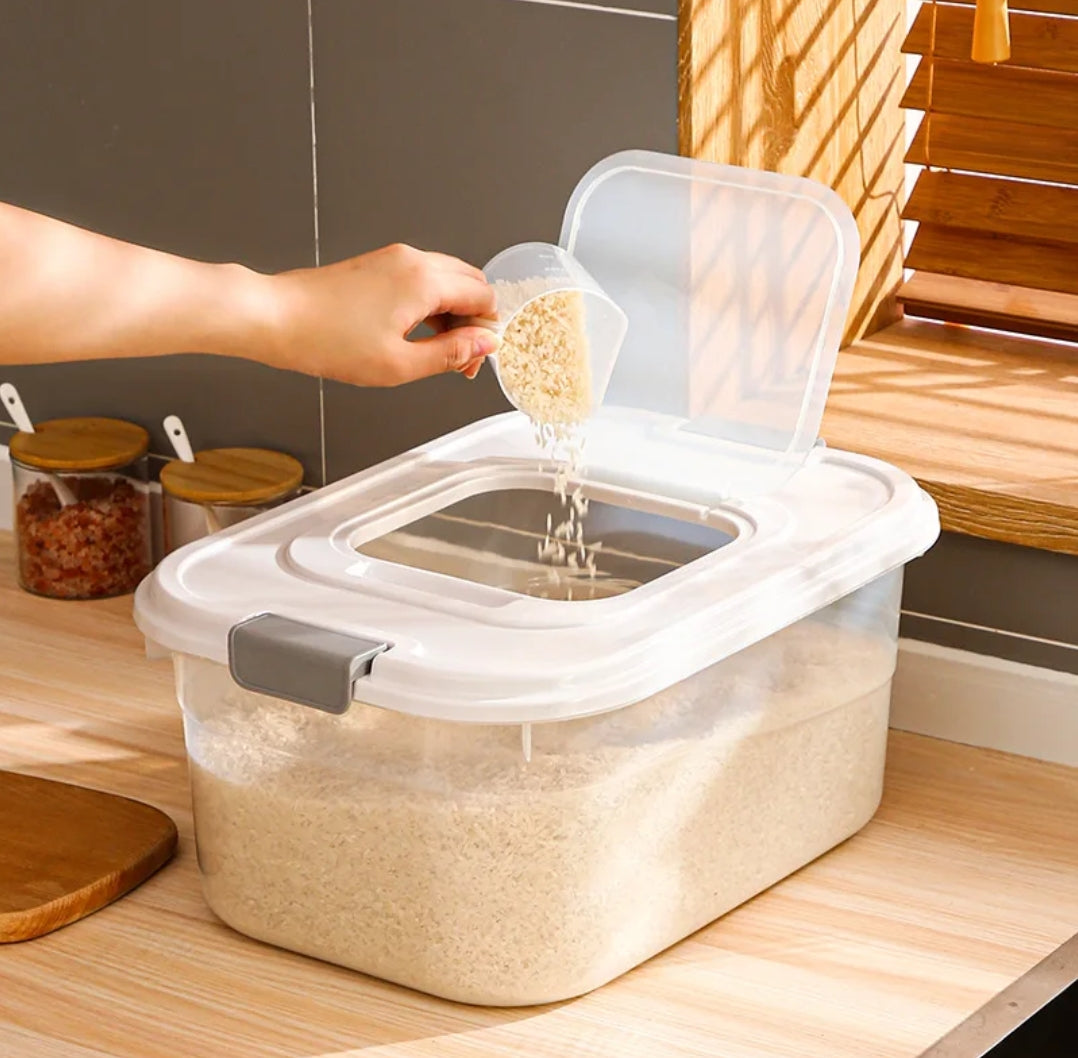 Rice storage container with cup