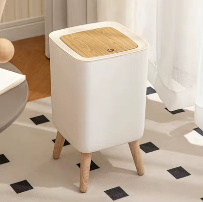Dustbin with Lid Press