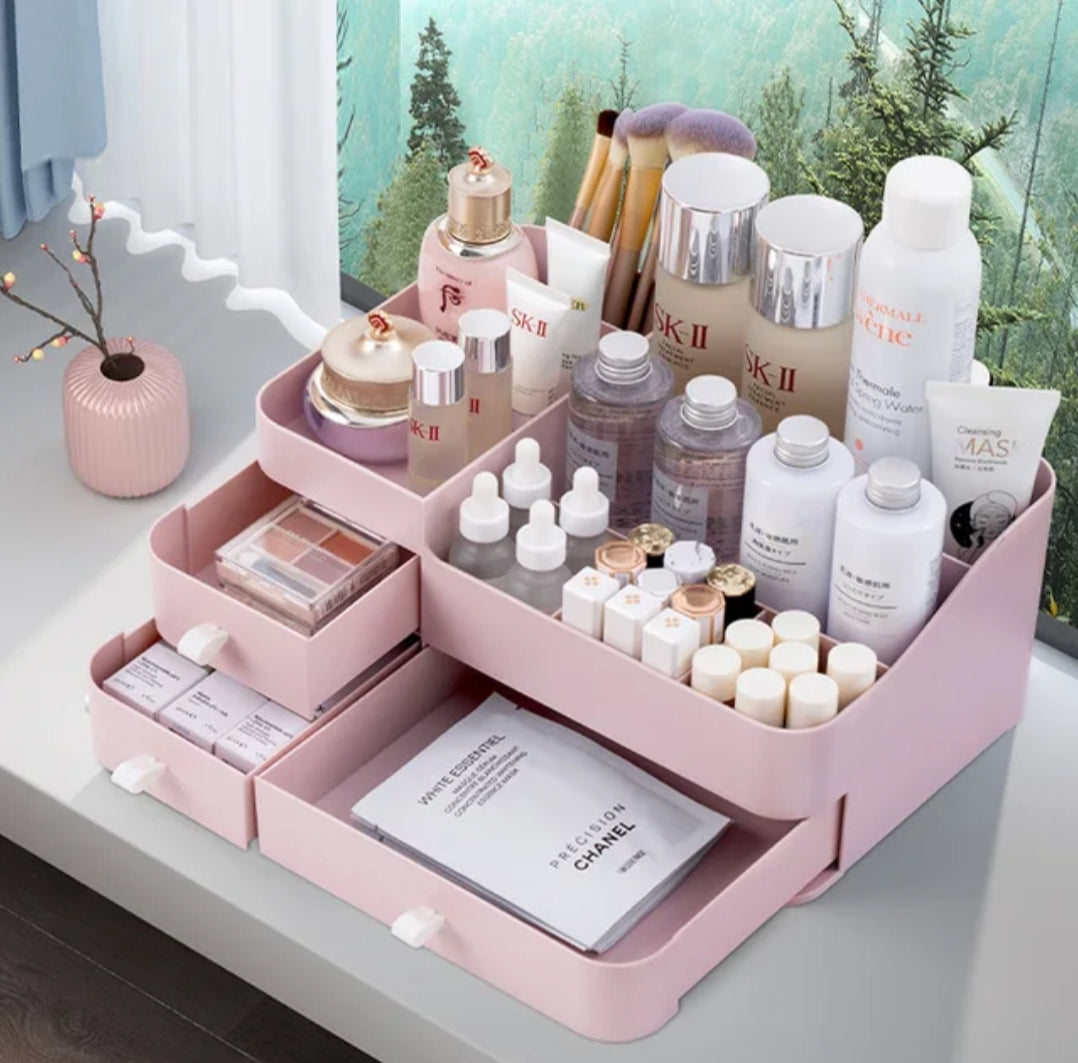 Make up organizer