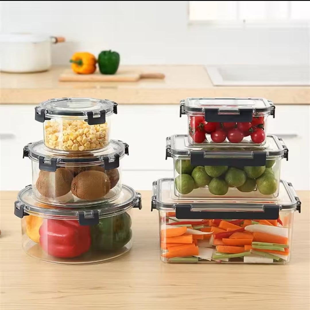 3 Round acrylic food containers