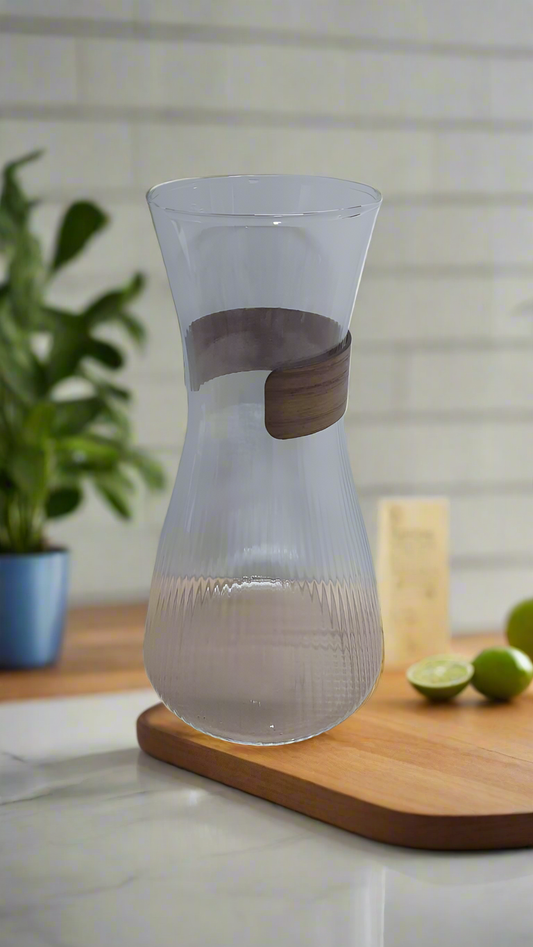 Glass decanter