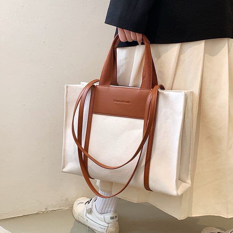 Womens handbags tote bags