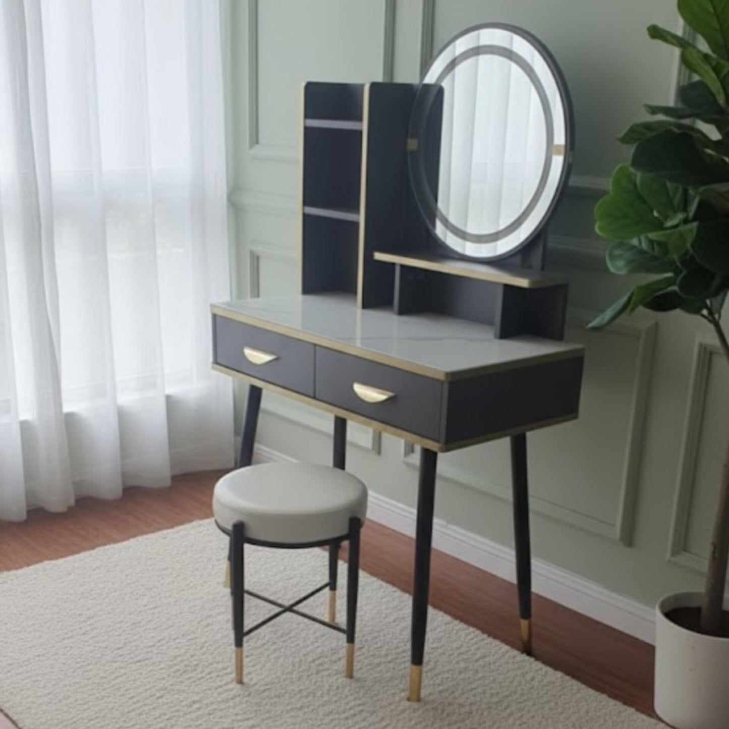 Dressing table