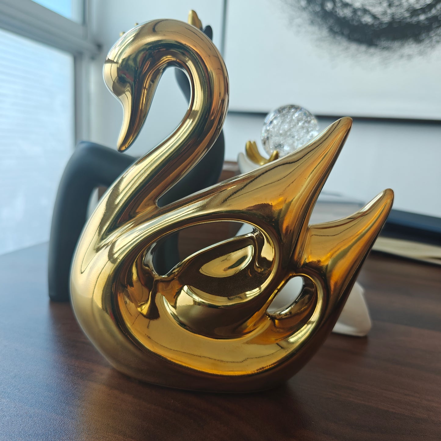 Decorative swan gha