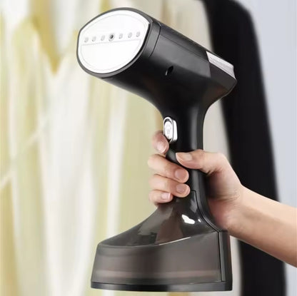 Handheld garment steamer