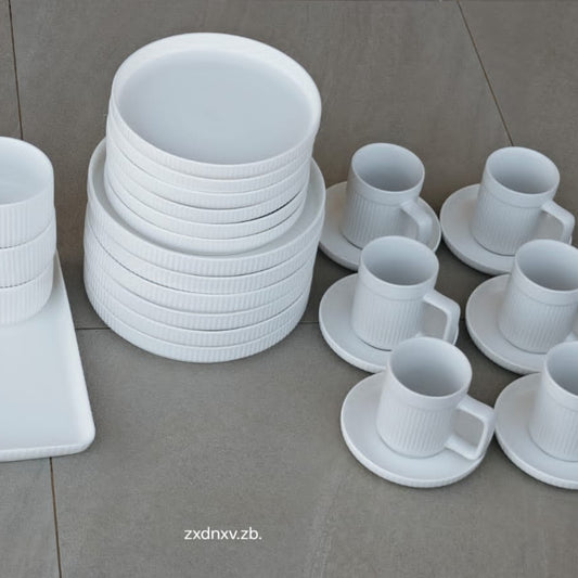 32 Piece Matte  Dinner Set with Smooth Finish