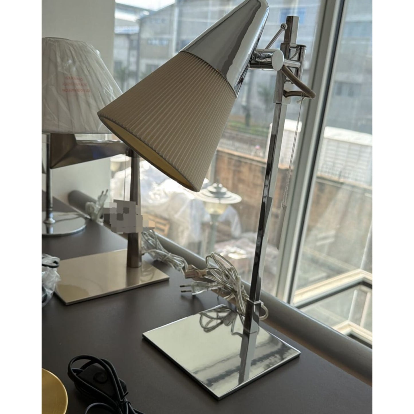 Adjustable Metallic Table Lamp Gha