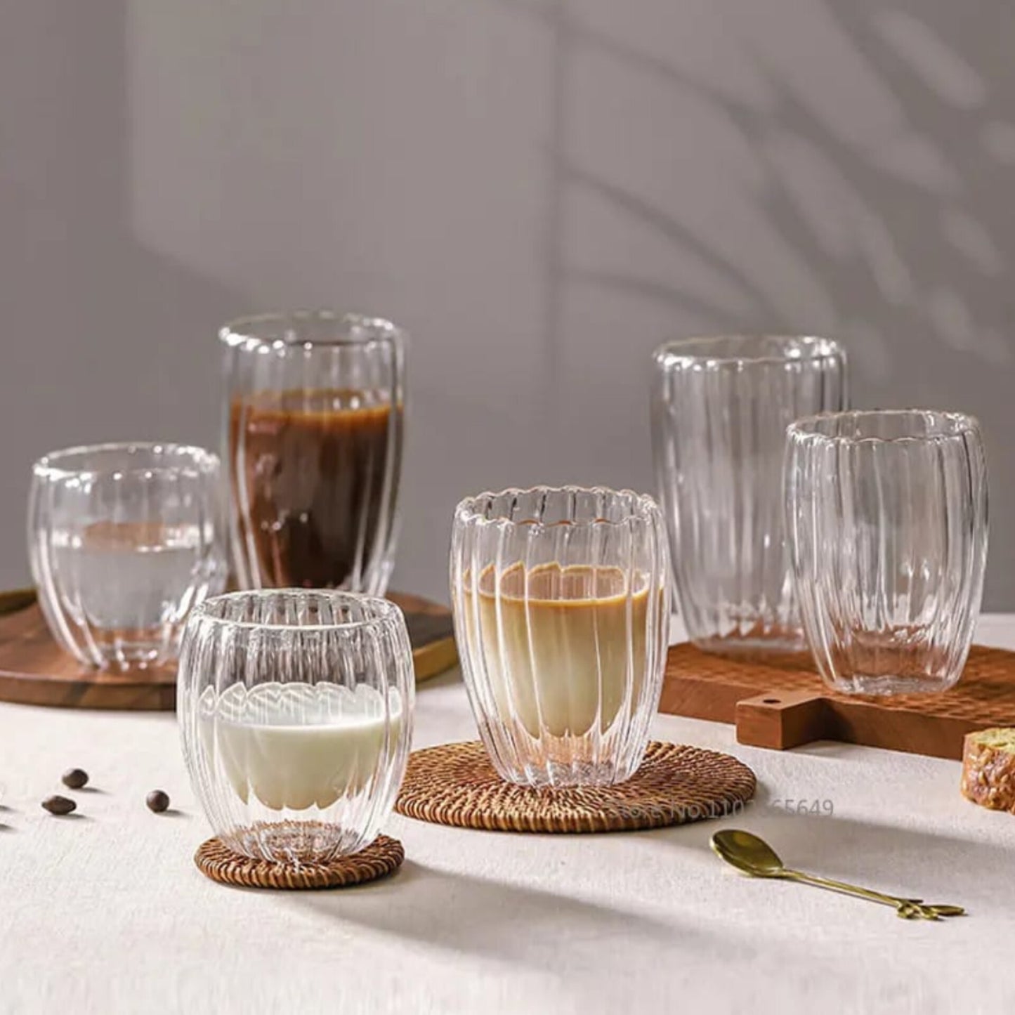 Double wall glass mug