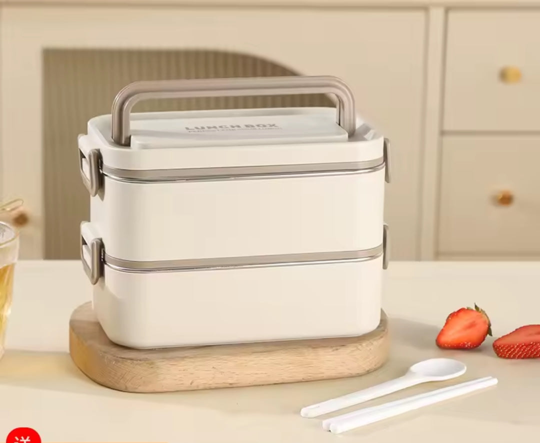 Double layer lunch box