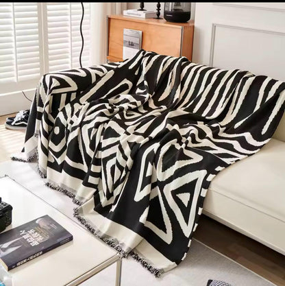 Sofa knitted throw blanket