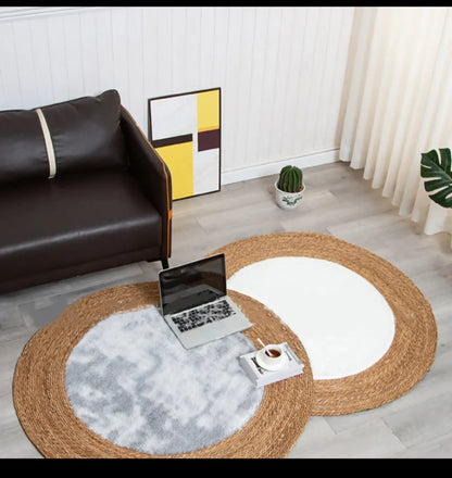Round boho straw rug