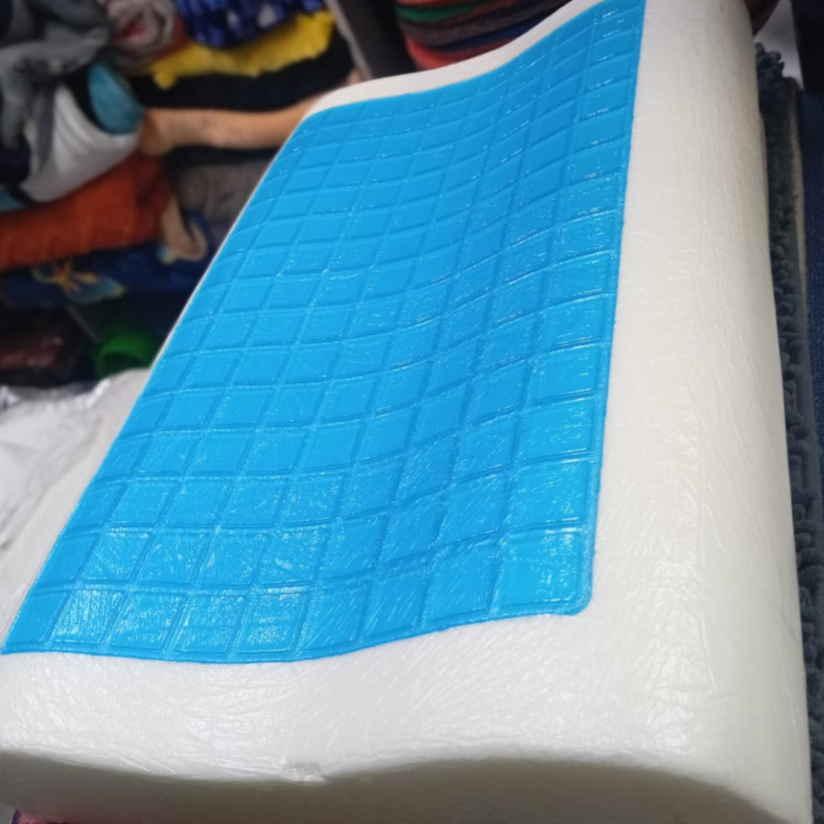 Gel Memory Foam  Pillows