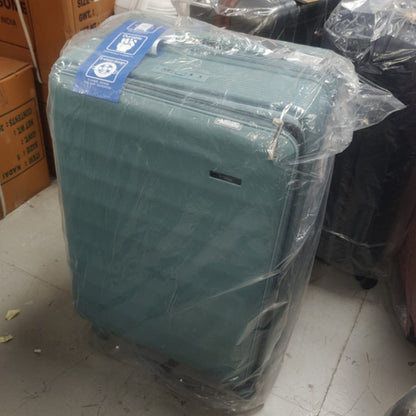 3Pcs Travel Anytime Suitcases Set 28, 24,20 Inches