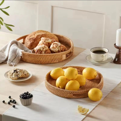 Round serving rattan tray
