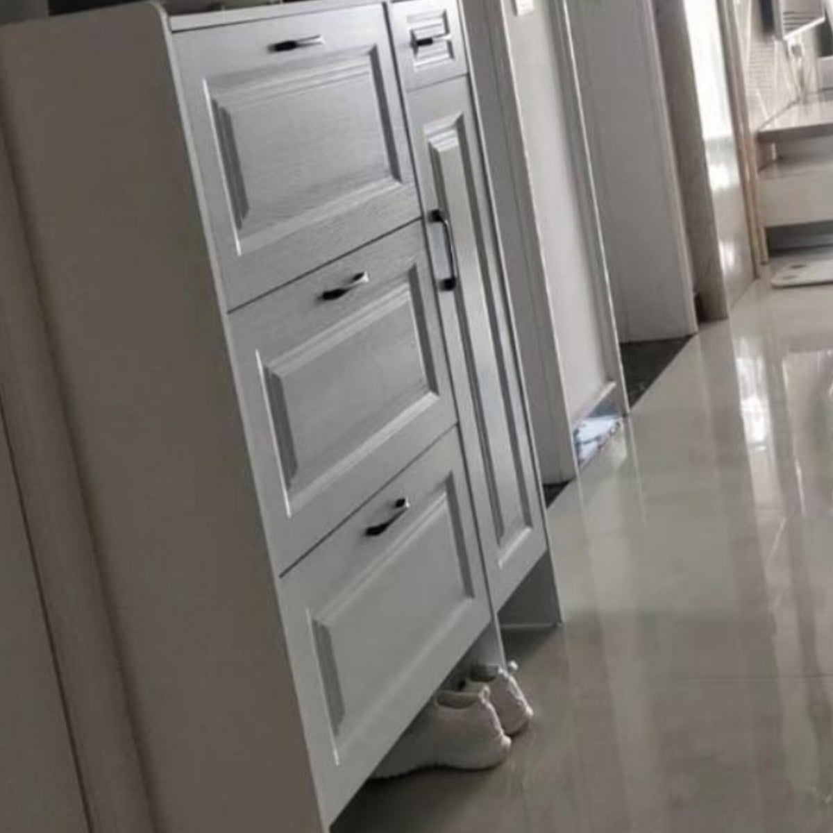 Bucket flip shoe cabinet