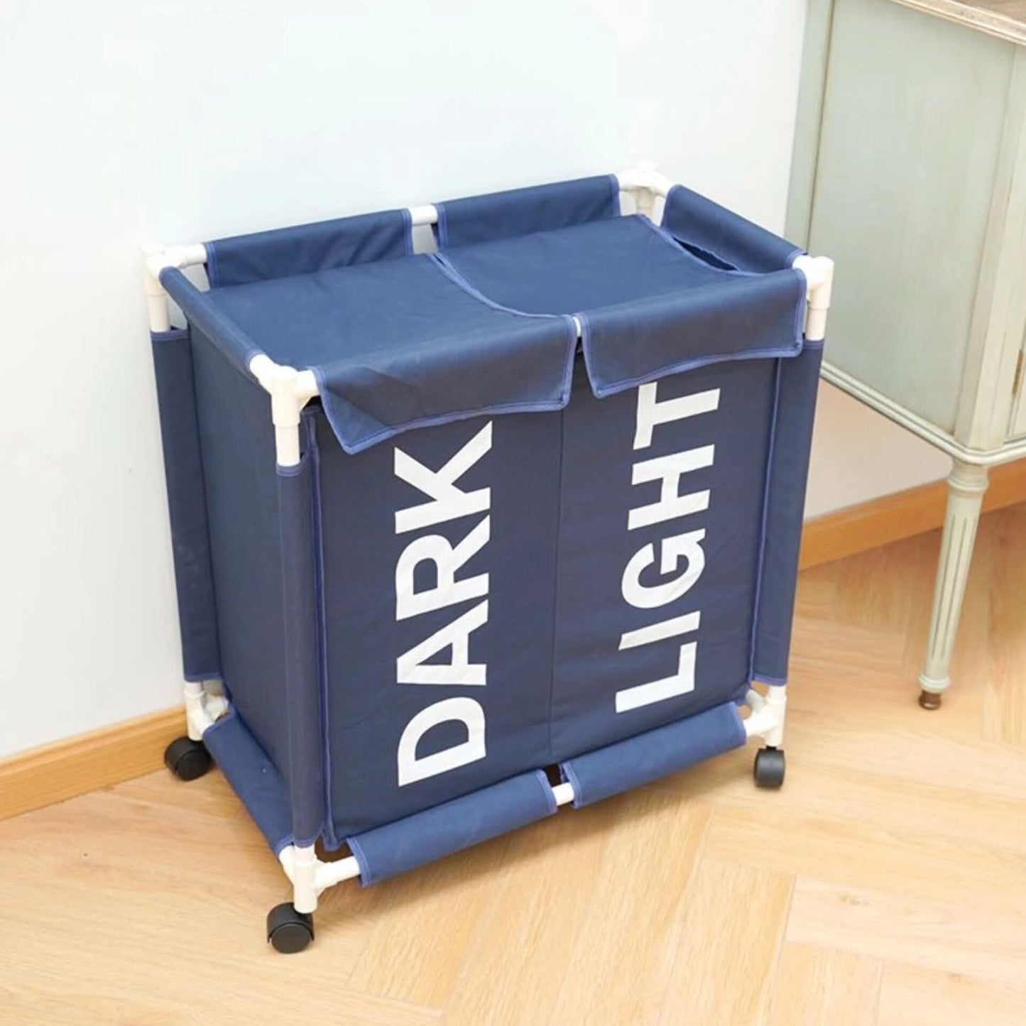 Laundry basket with wheels 2  inserts