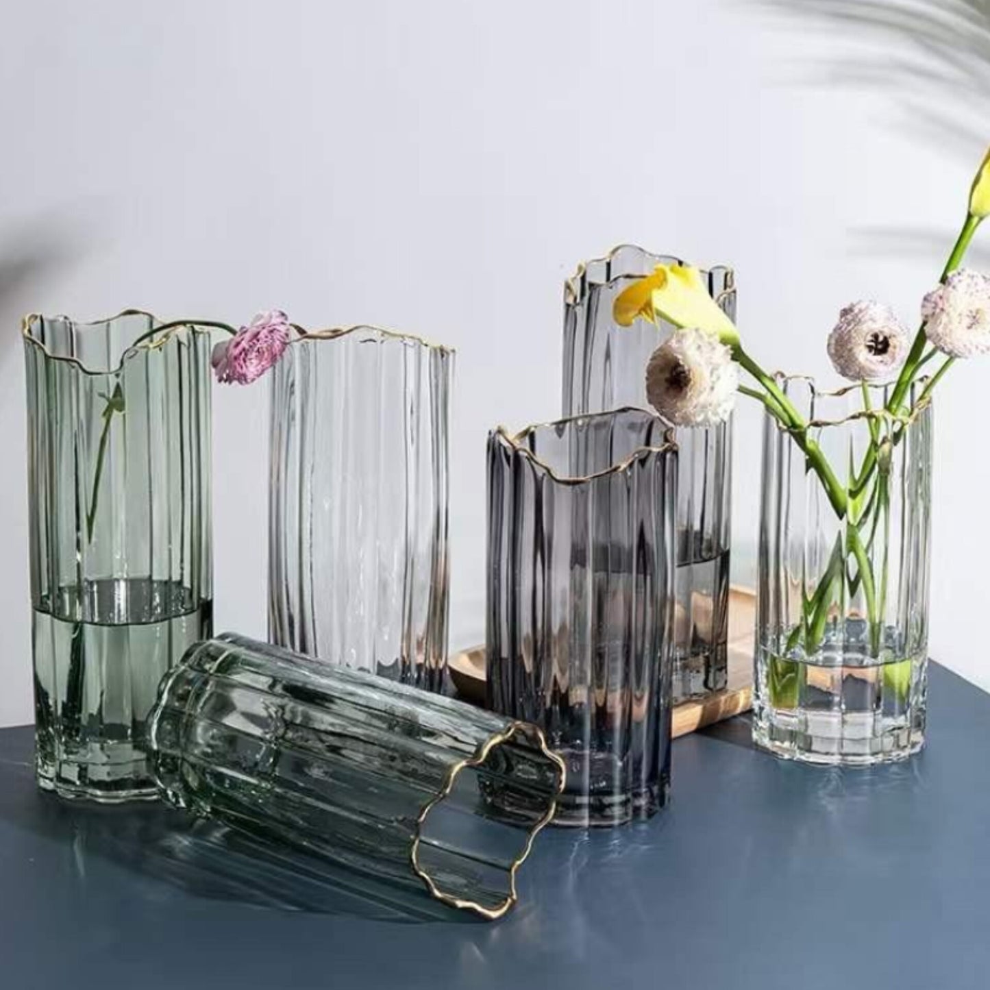 Glass vase