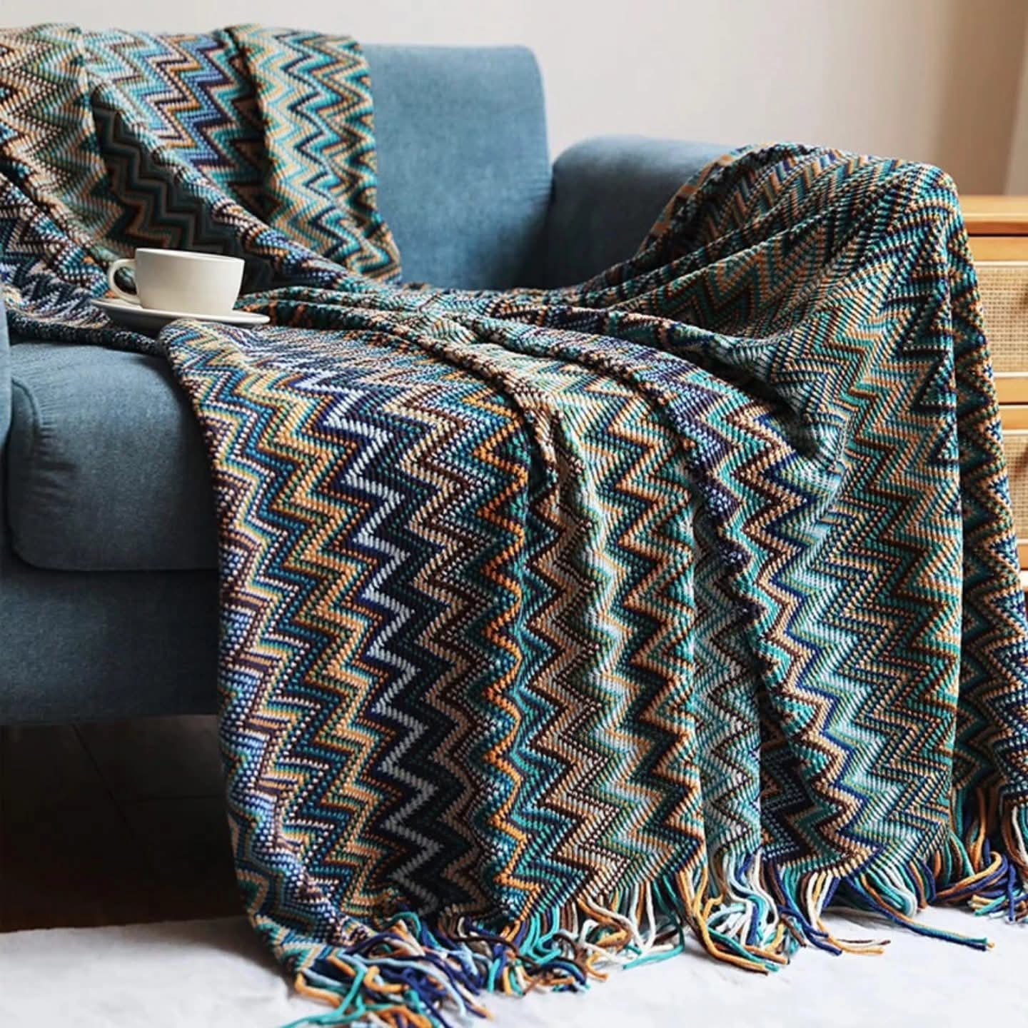 Knitted Throw Blanket with Tassel