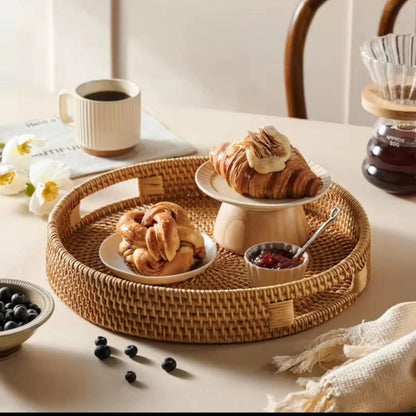 Round serving rattan tray