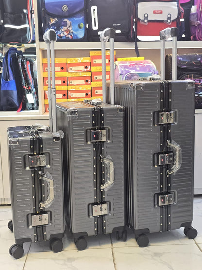 3 in 1 Zipless suitcases