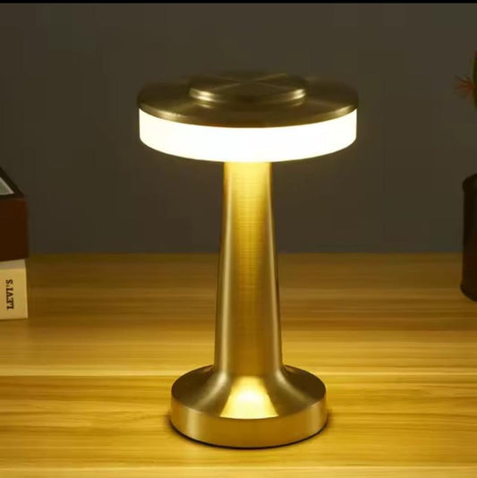 Gold table lamp