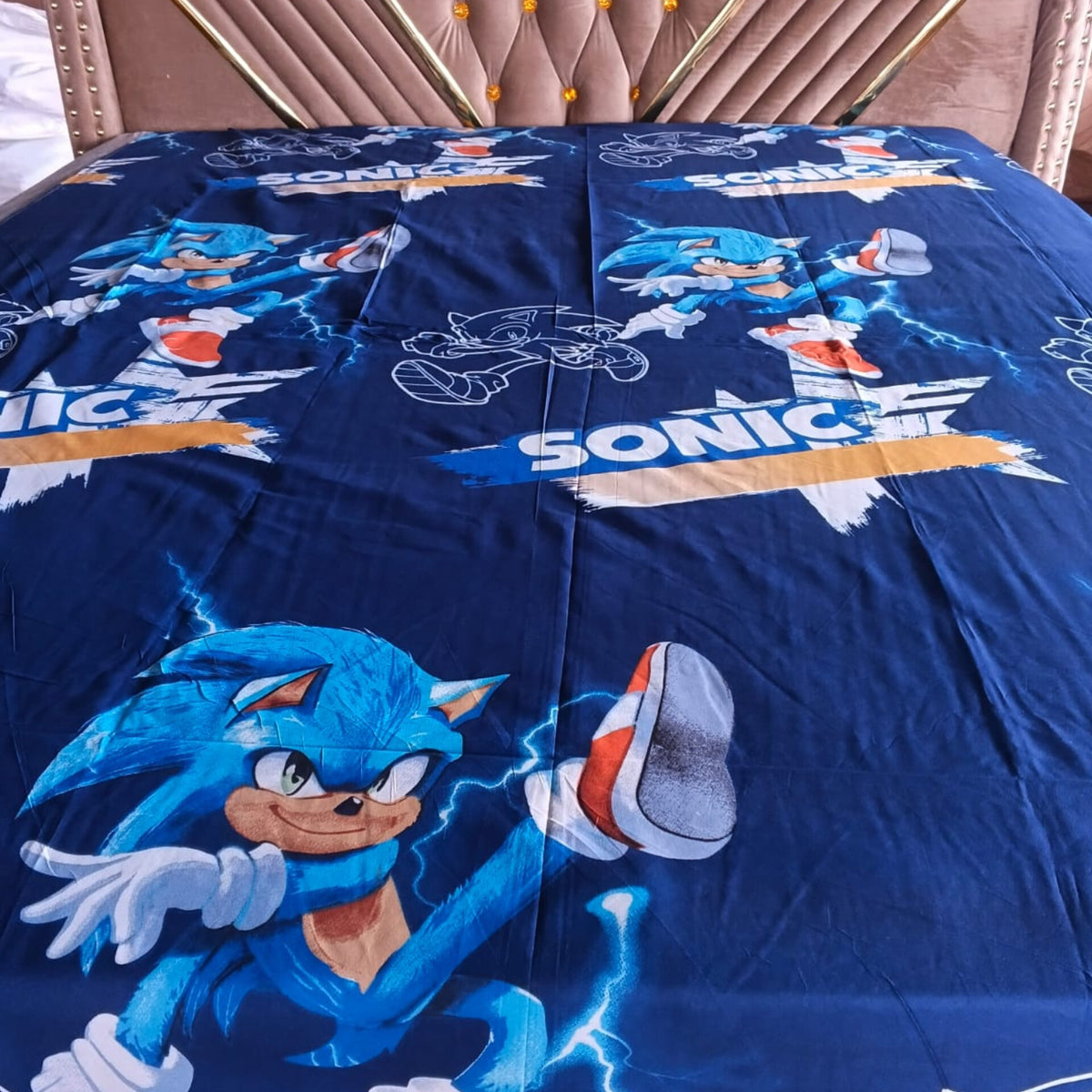 4*6 Cartoon Themed  Bedsheet Set