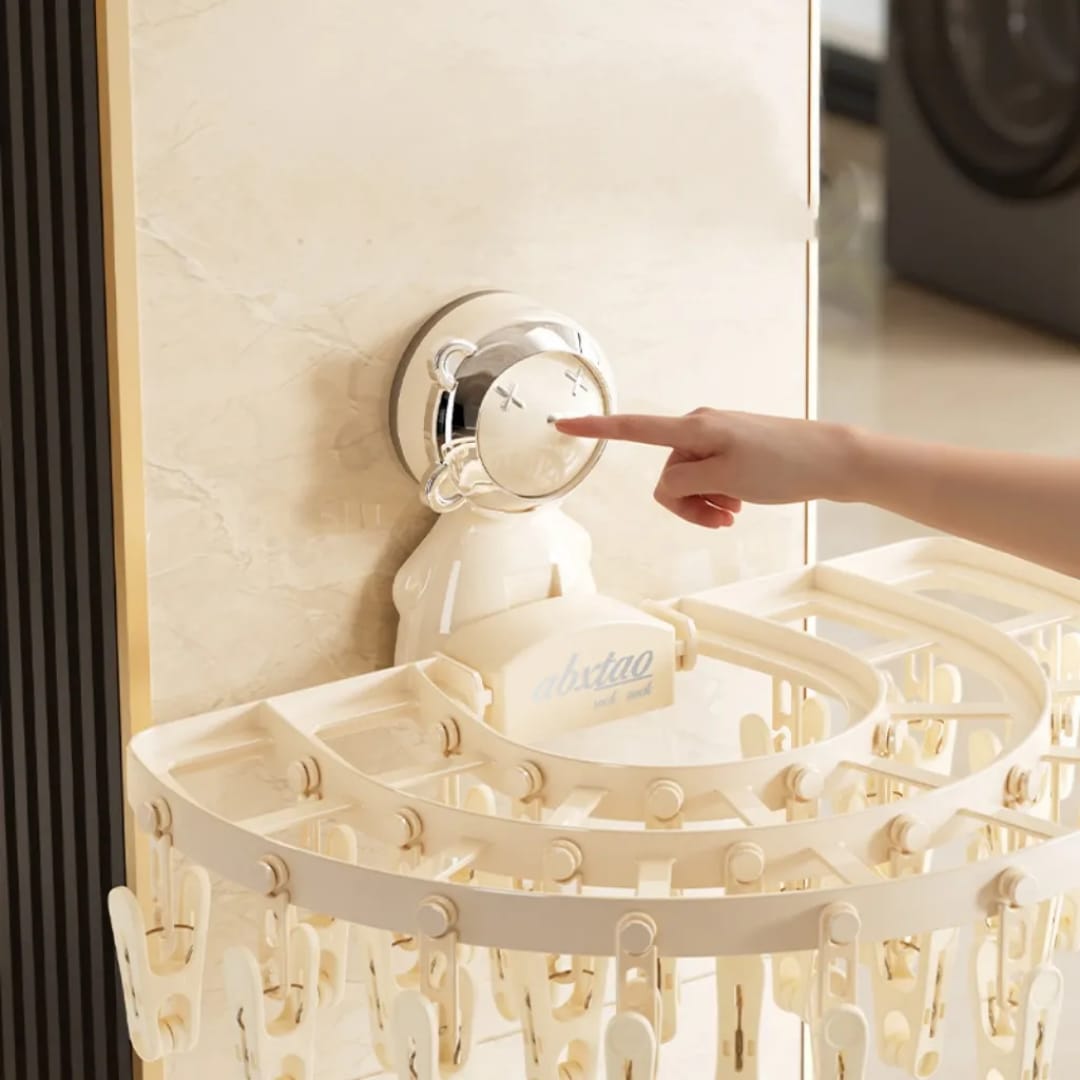 Foldable clothes drying rack