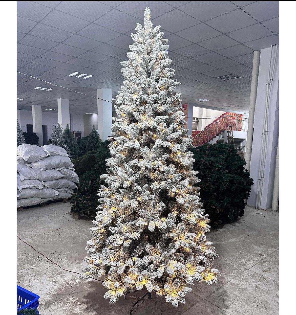 Pre lit Snow flocked Christmas tree