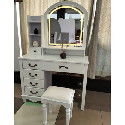 Vanity dressing table with mirror