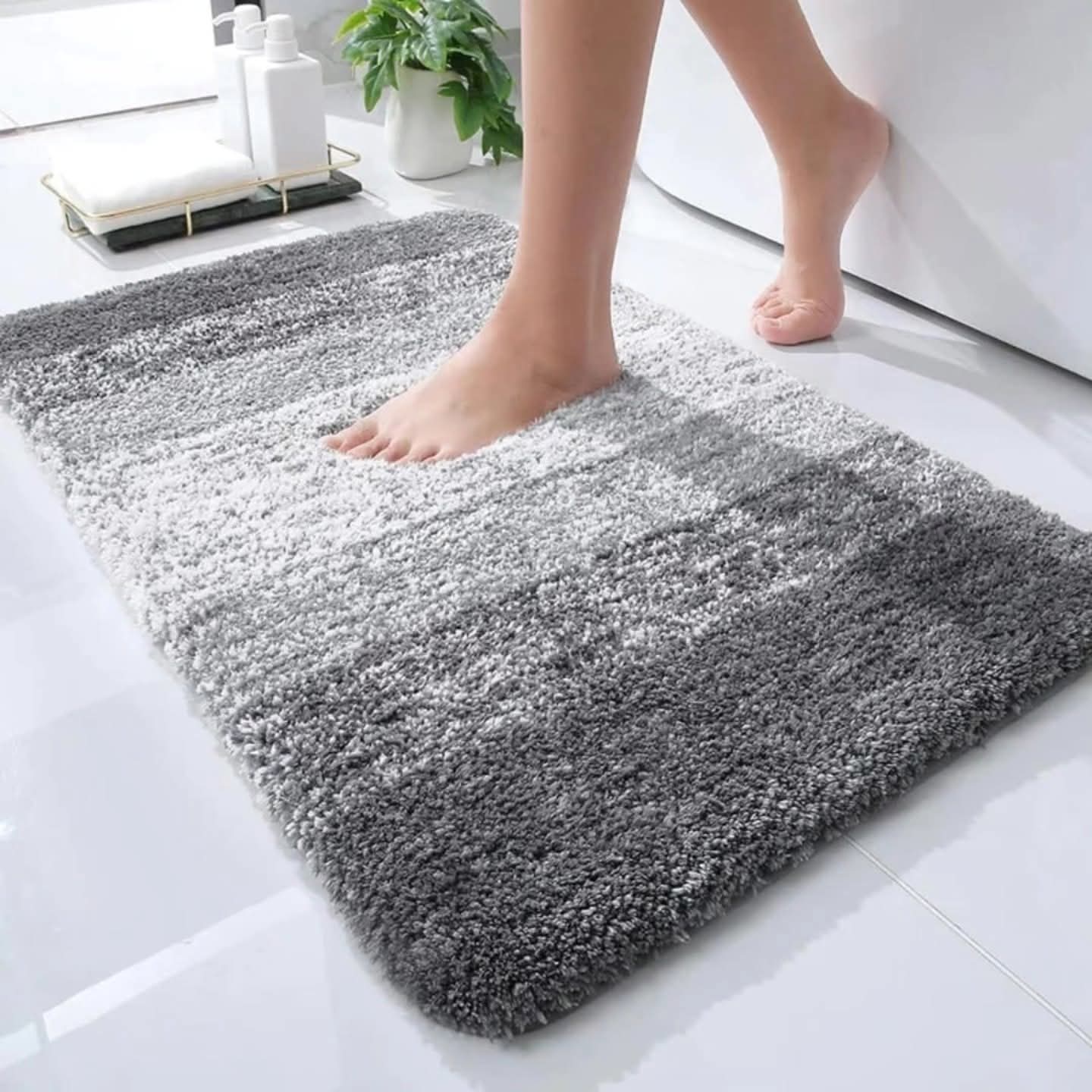 Plush Microfiber Anti Slip Bathroom Mat