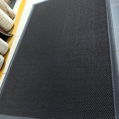 Heavy Duty Mesh Anti-Slip Outdoor Mat| 80x120 cm