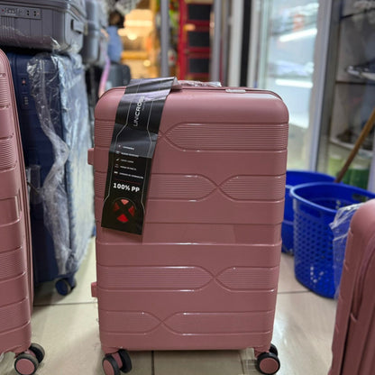 Medium suitcases 66cm