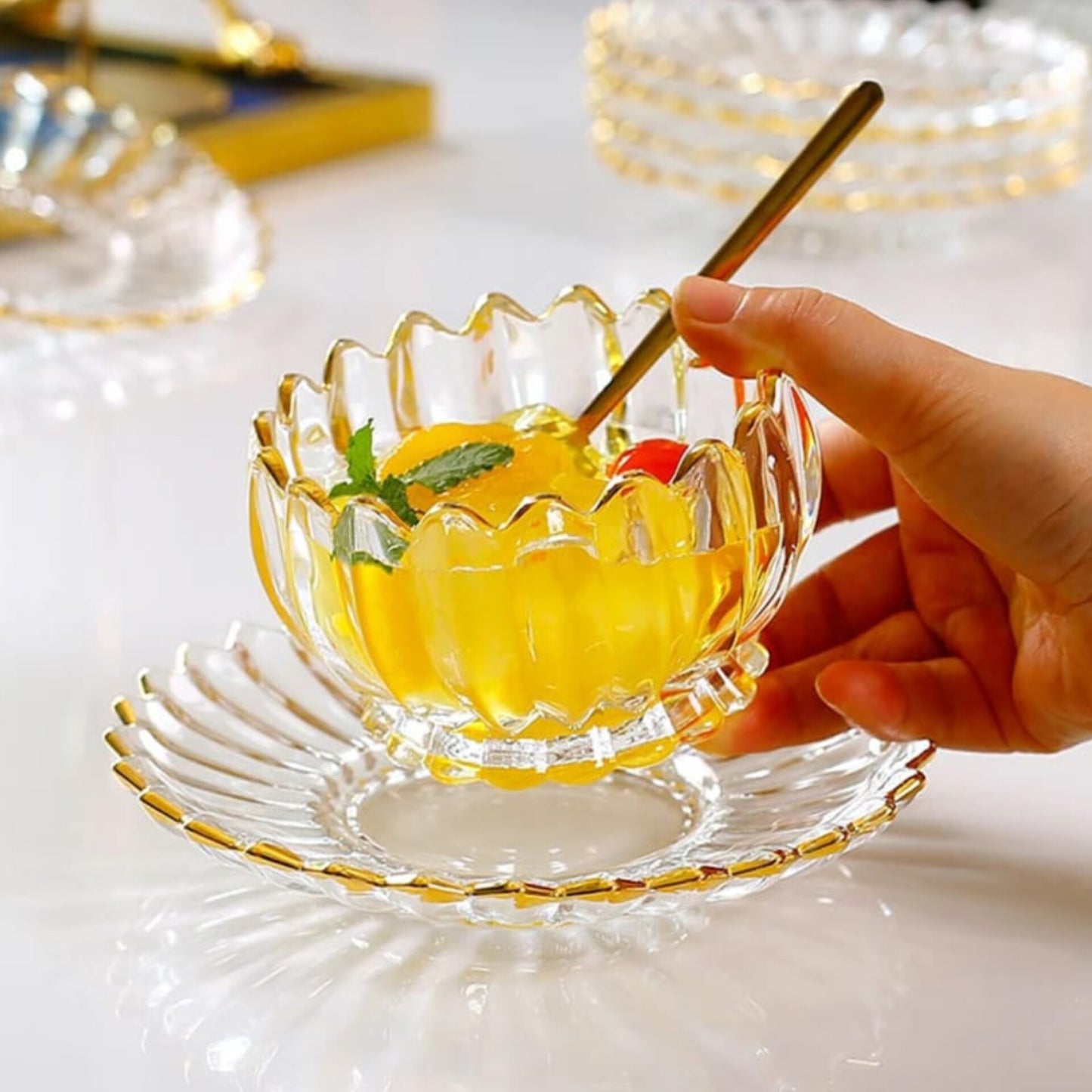 3PcsFlower Shaped Glass Fruit Plate and Salad Bowl