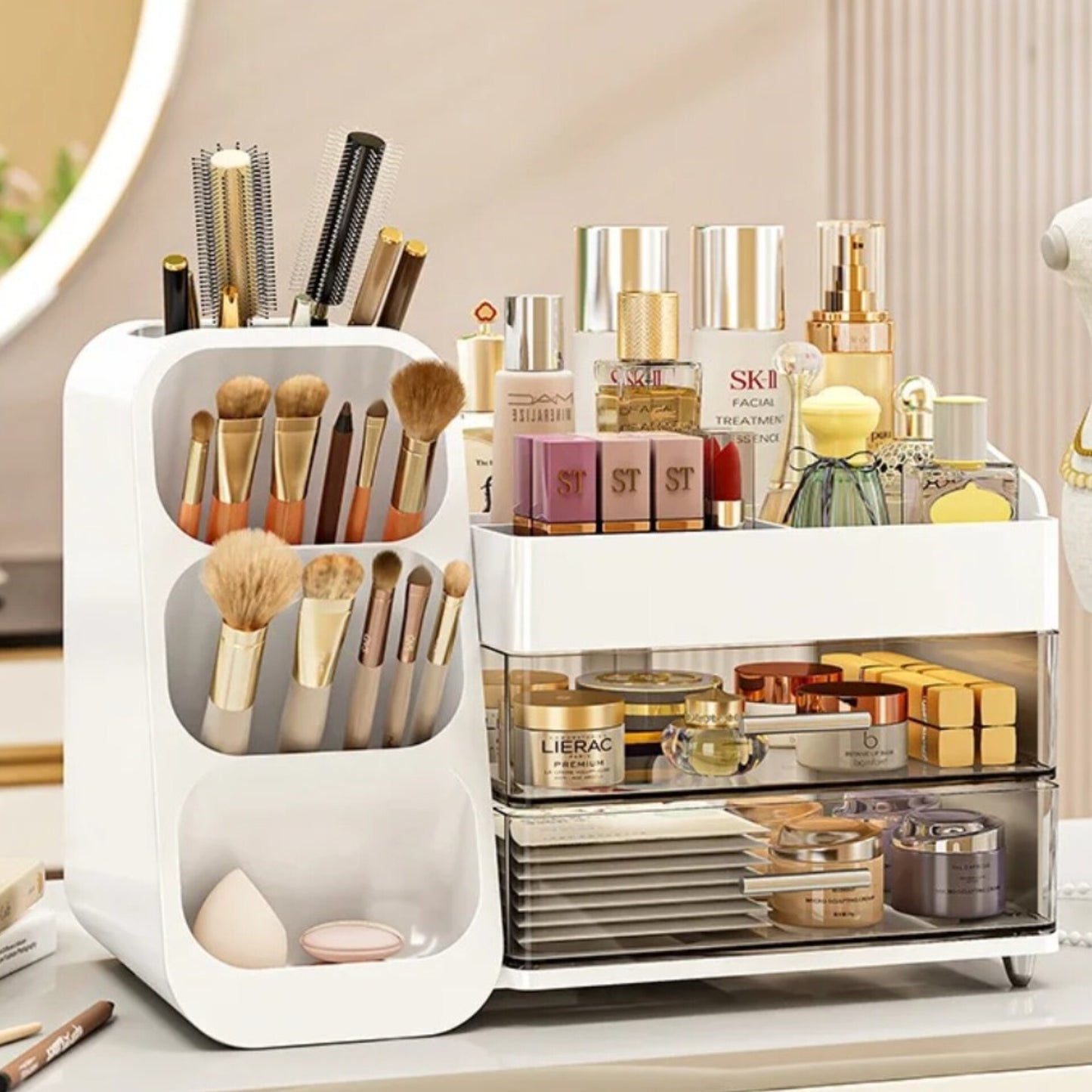 White Multigrid Makeup Storage Box