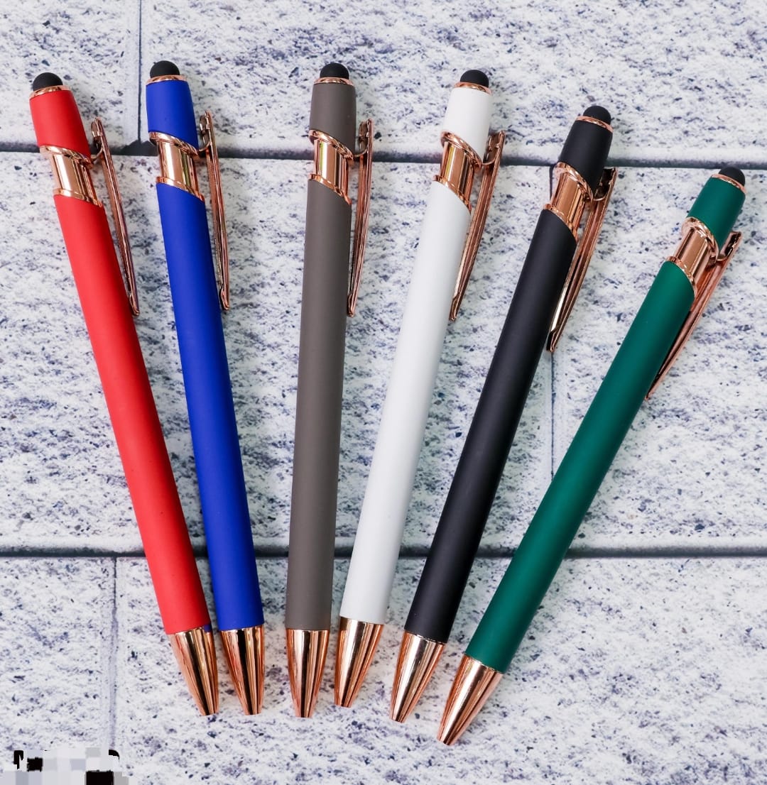 Sleek Executive Pens with Copper Tone Detail
Matte Color Pen Set with Rose Gold Accents
Modern Soft-Touch Pens (Rose Gold Trim)