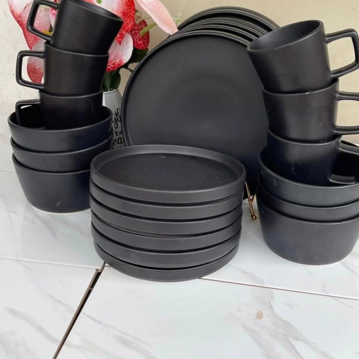 24Pc  matte black dinner set