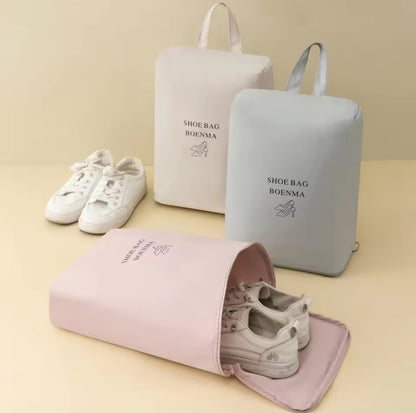 Portable travel shoe bag