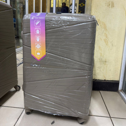 Medium suitcases 66cm