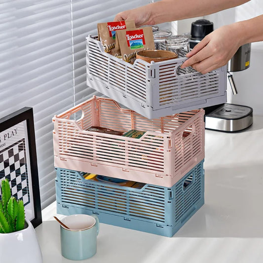 Collapsible storage basket