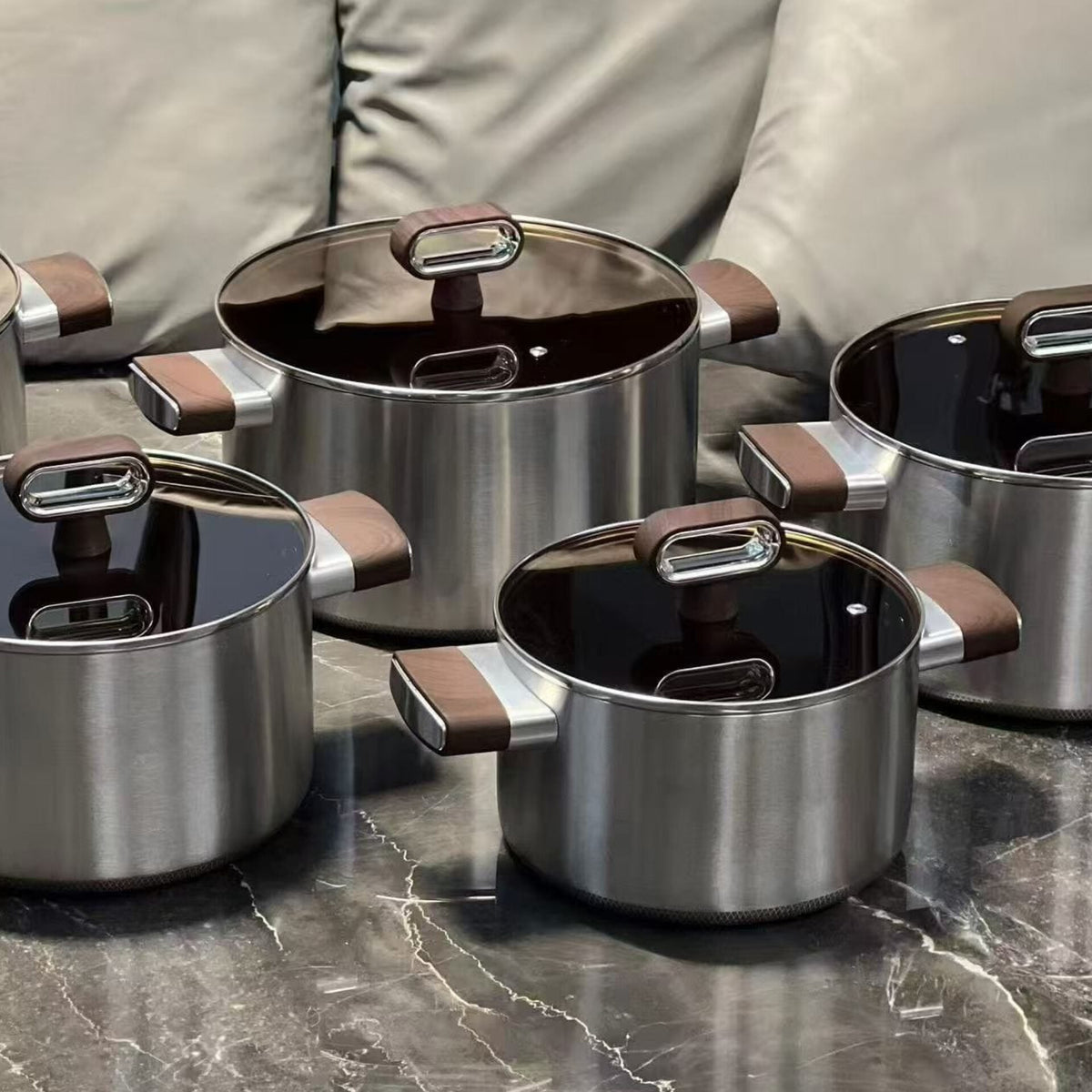 10Pcs Stainless Steel Cookware Set With Wood Look Handles
