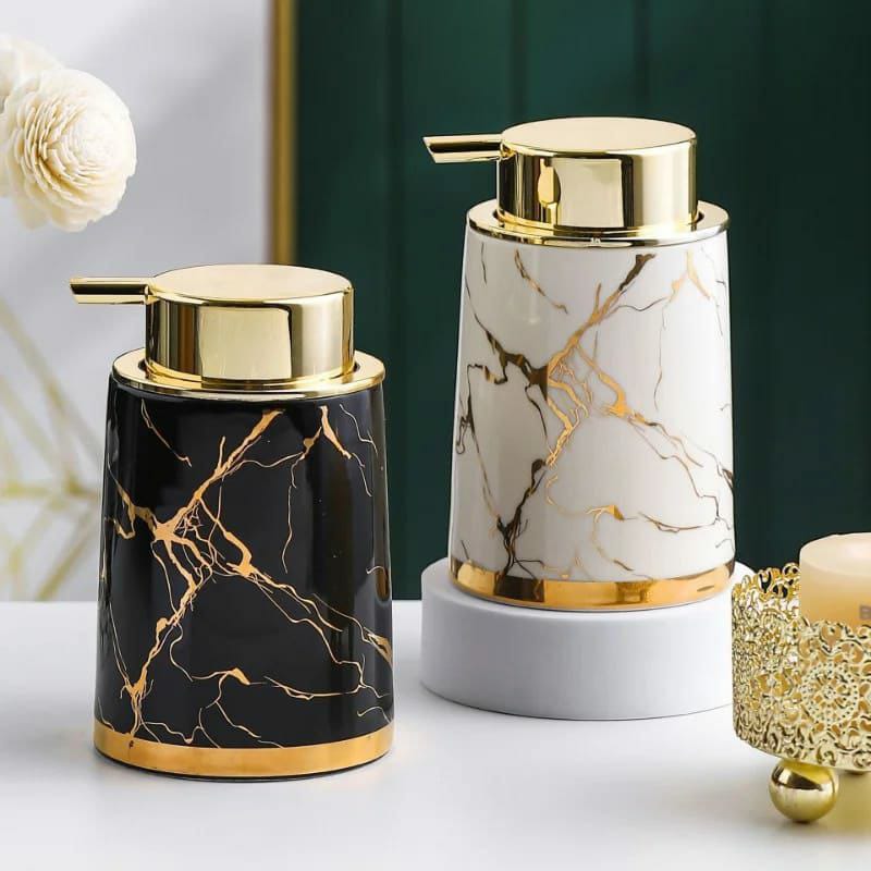 Soap pump / dispenser
