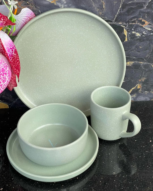 24Pc Ceramic dinner sets