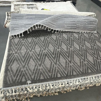 8*11 Bohemian Carpet With Tassels