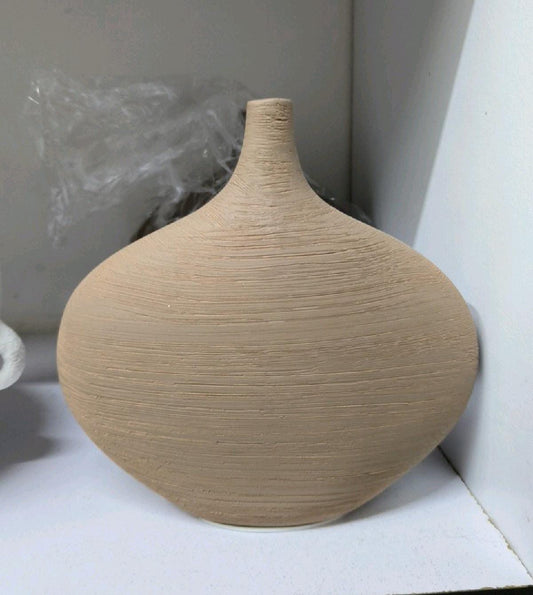 Ceramic  flower vase