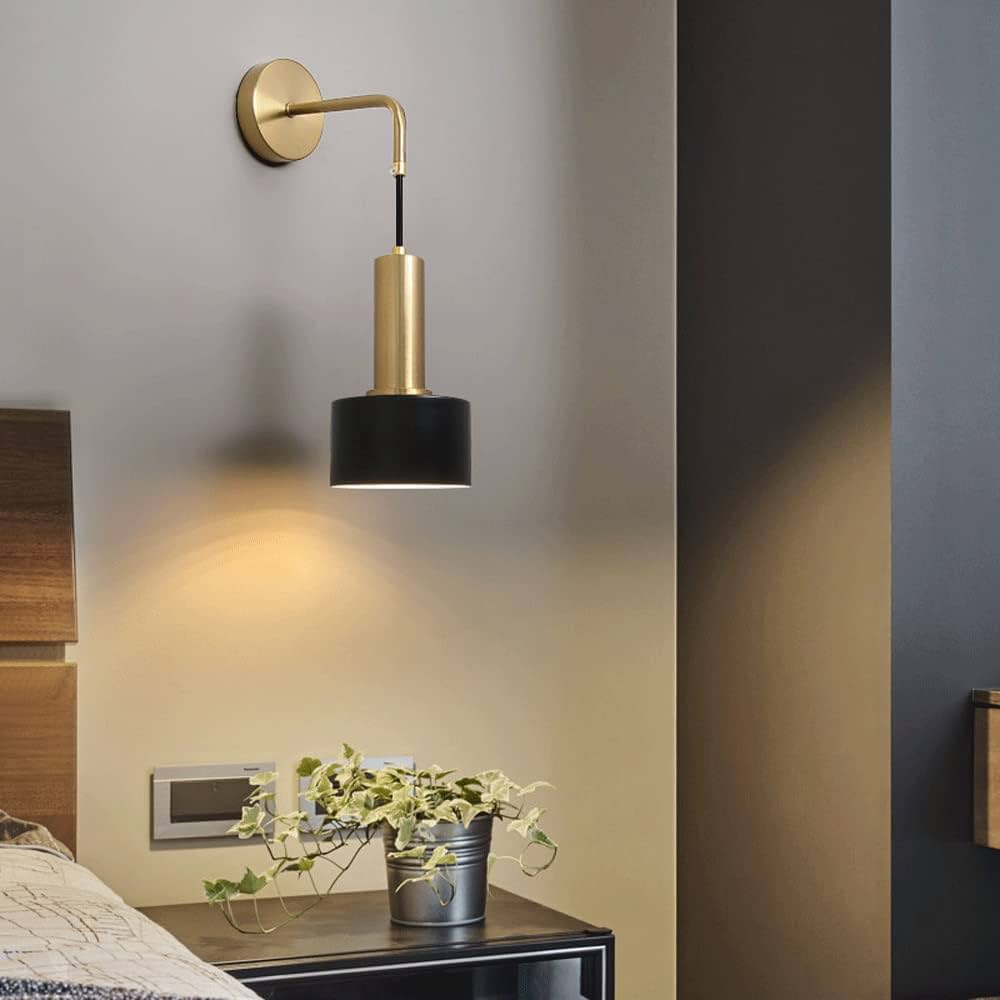 Wall lamp