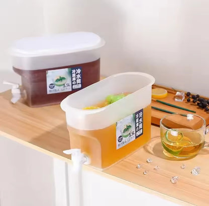 Fridge juice /Water dispenser