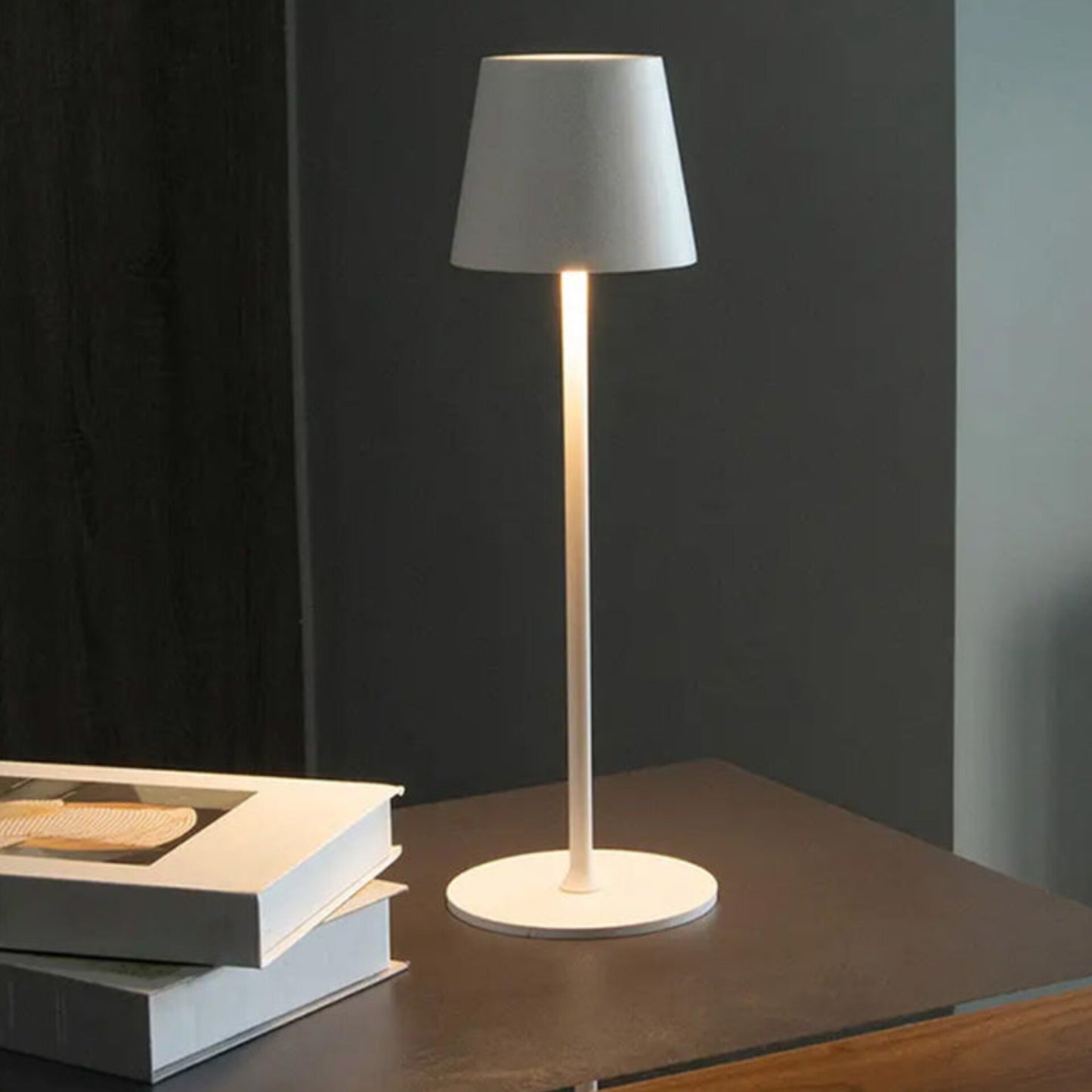 Rechargeable Touch Table Lamp White
 LP 0224-WH-TC