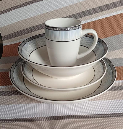 24pcs mesh dinner set